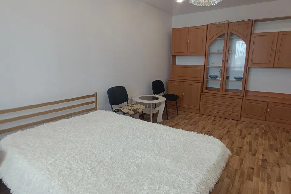 Сдаётся 2-комнатная квартира, 55 м²