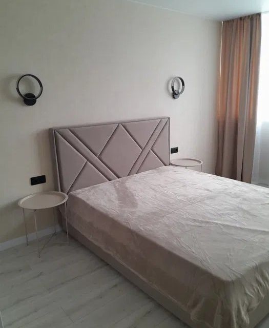 Сдаётся 1-комнатная квартира, 53 м²