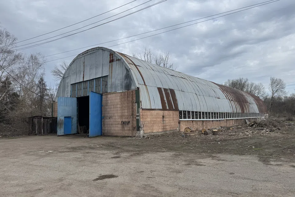 Сдаётся помещение своб. назначения, 925 м²