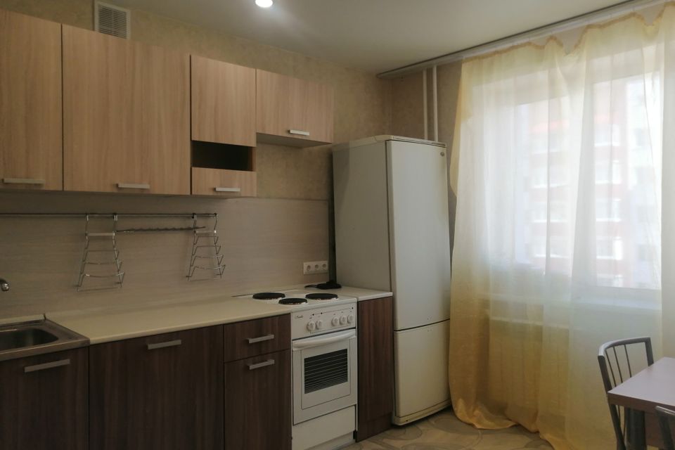 Сдаётся 1-комнатная квартира, 38 м²