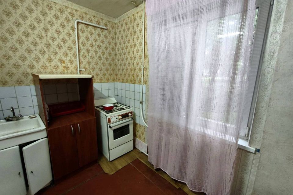 Сдаётся 1-комнатная квартира, 42 м²