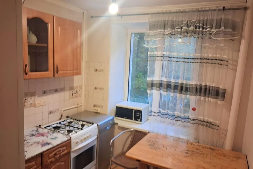Сдаётся 2-комнатная квартира, 40 м²