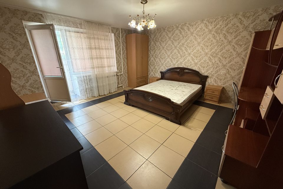 Сдаётся 1-комнатная квартира, 50 м²