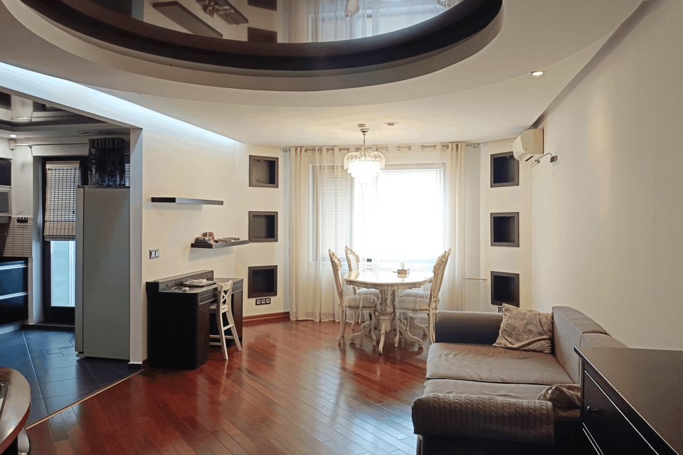 Сдаётся 2-комнатная квартира, 70 м²