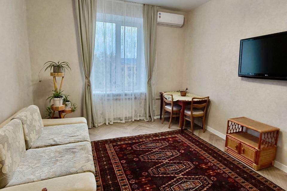 Сдаётся 2-комнатная квартира, 60 м²