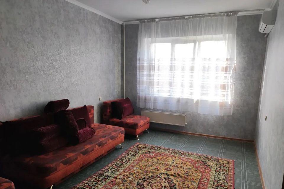 Сдаётся 1-комнатная квартира, 37 м²