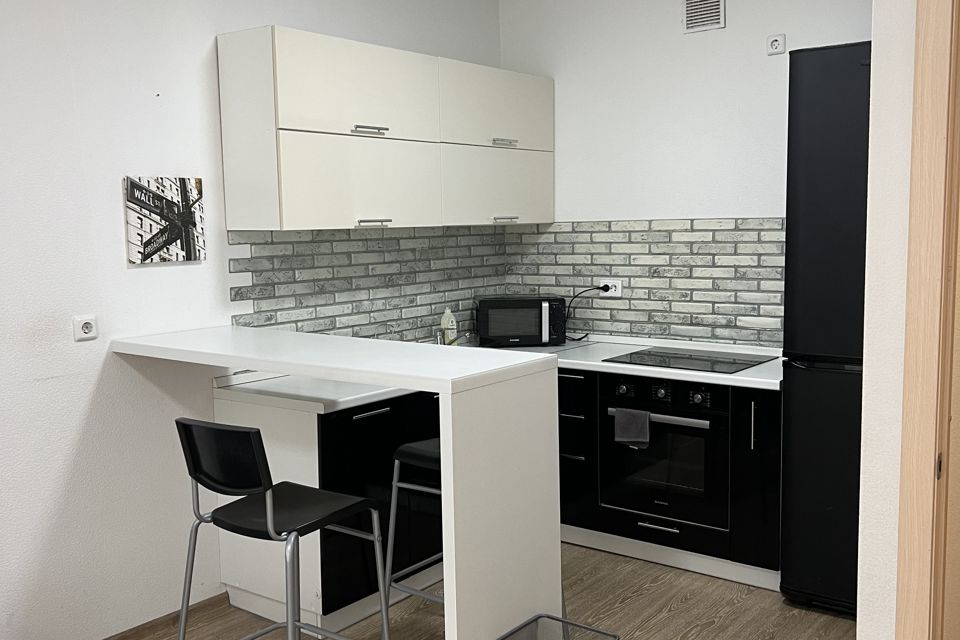 Сдаётся 1-комнатная квартира, 50 м²
