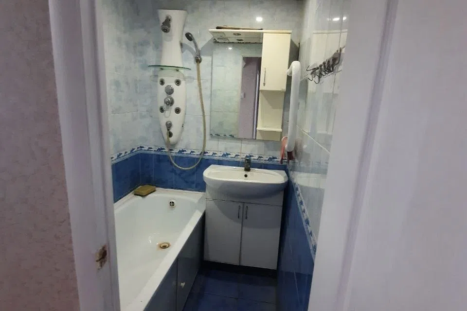 Сдаётся 3-комнатная квартира, 57 м²