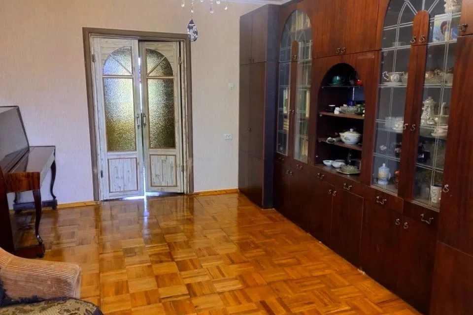 Сдаётся 3-комнатная квартира, 86 м²