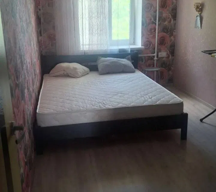 Сдаётся 3 комнаты в 3-комн. квартире, 56 м²