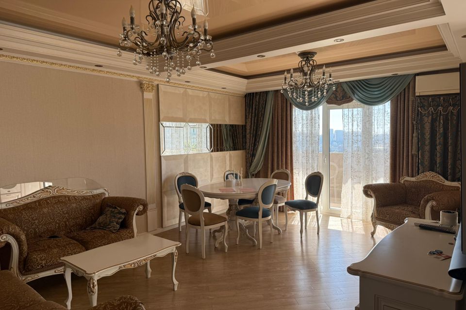 Сдаётся 3-комнатная квартира, 120 м²