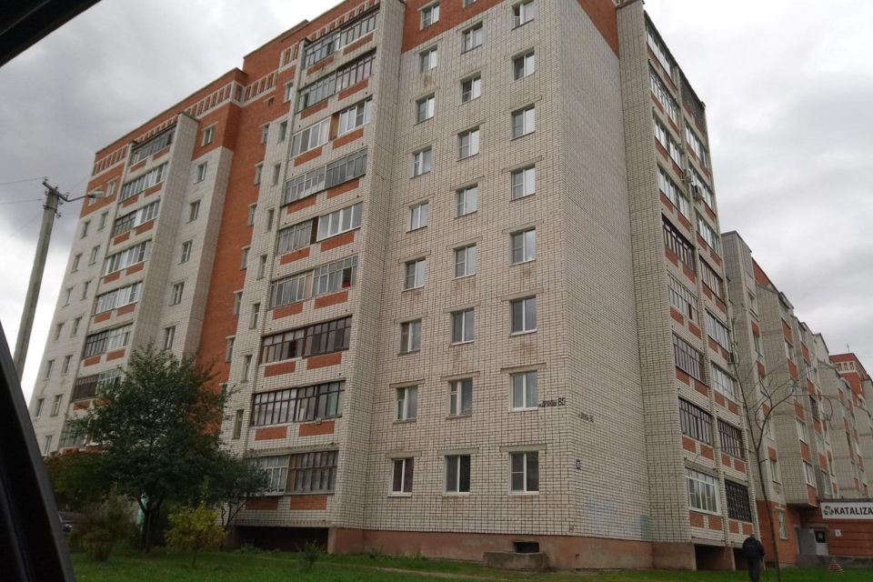 Сдаётся 2-комнатная квартира, 57 м²