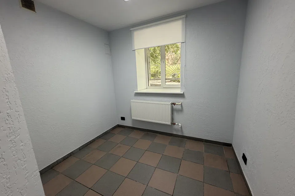 Сдаётся офис, 200 м²