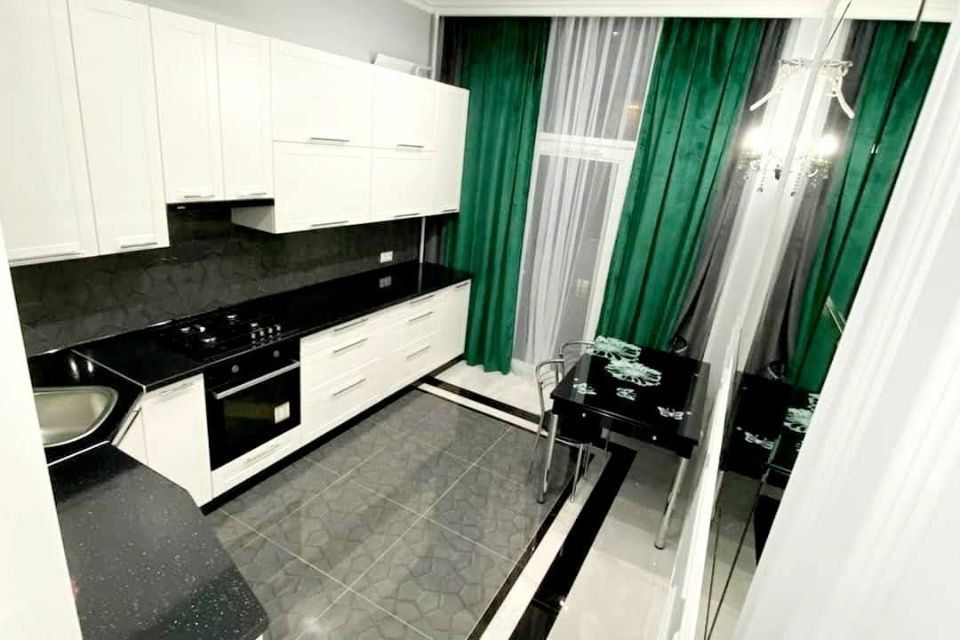 Сдаётся 1-комнатная квартира, 37 м²