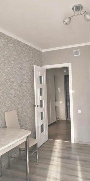 Сдаётся 1-комнатная квартира, 42 м²