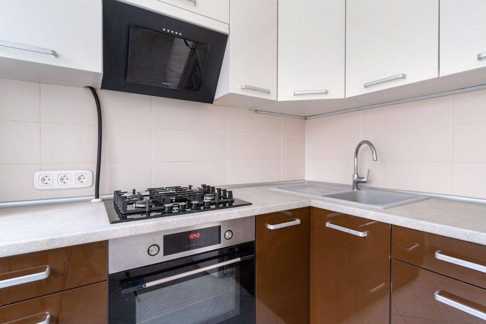 Сдаётся 1-комнатная квартира, 42 м²