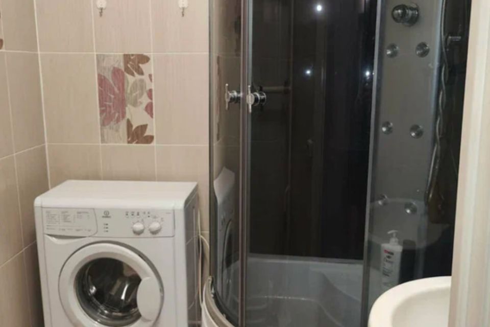 Сдаётся 1-комнатная квартира, 37 м²
