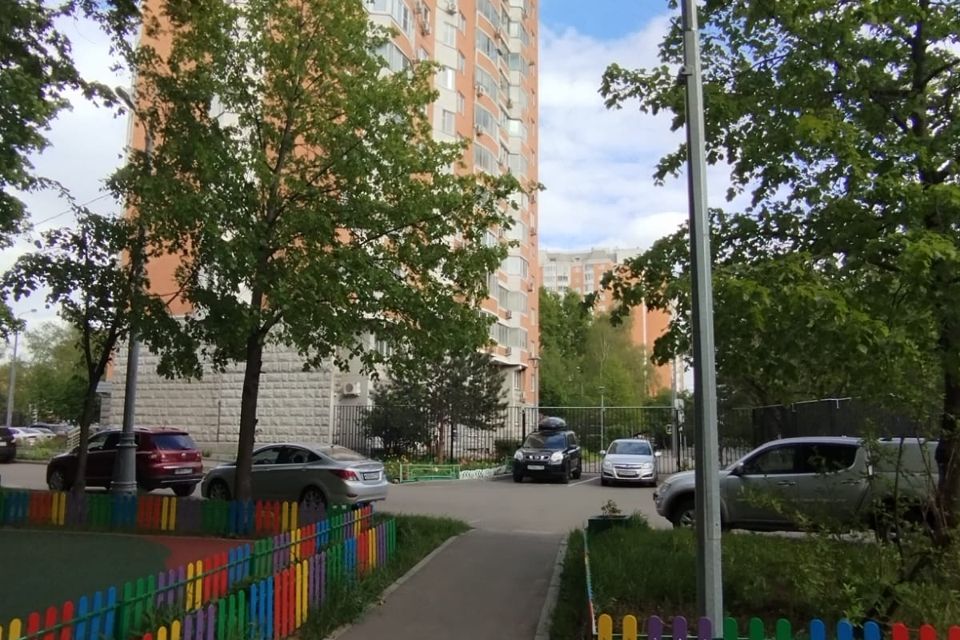 Сдаётся 1-комнатная квартира, 38 м²