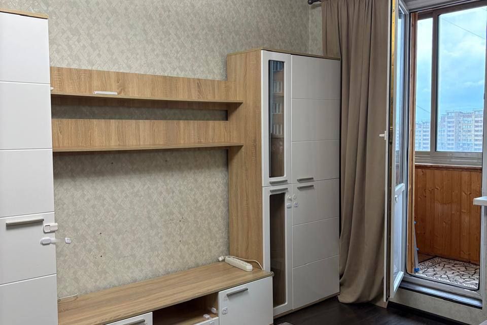 Сдаётся 1-комнатная квартира, 40 м²