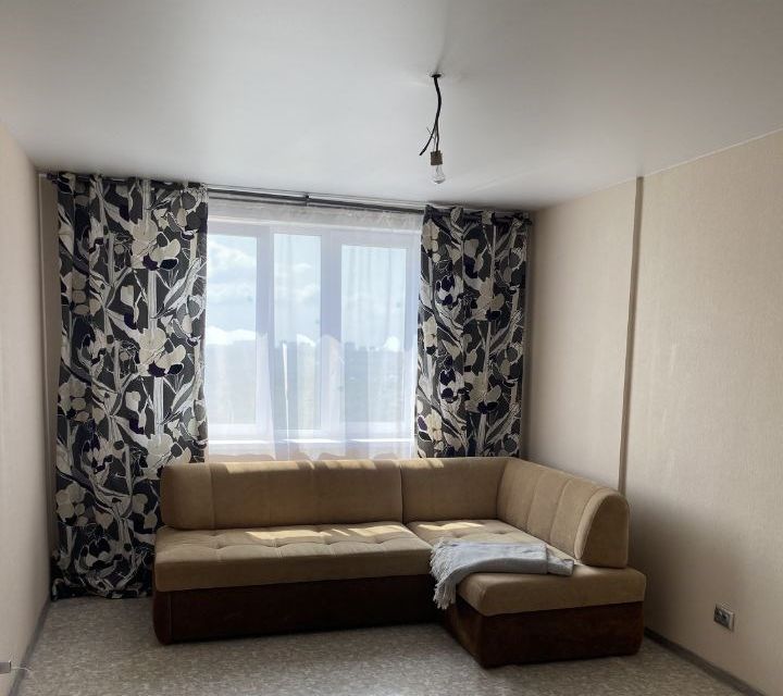 Сдаётся 1-комнатная квартира, 38 м²