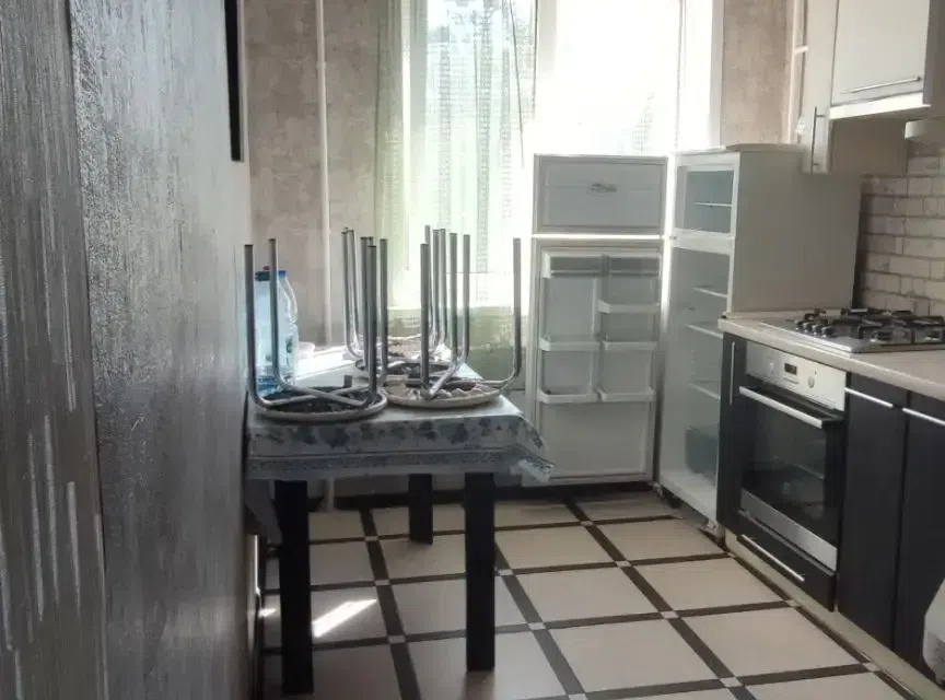 Сдаётся 3-комнатная квартира, 53.7 м²