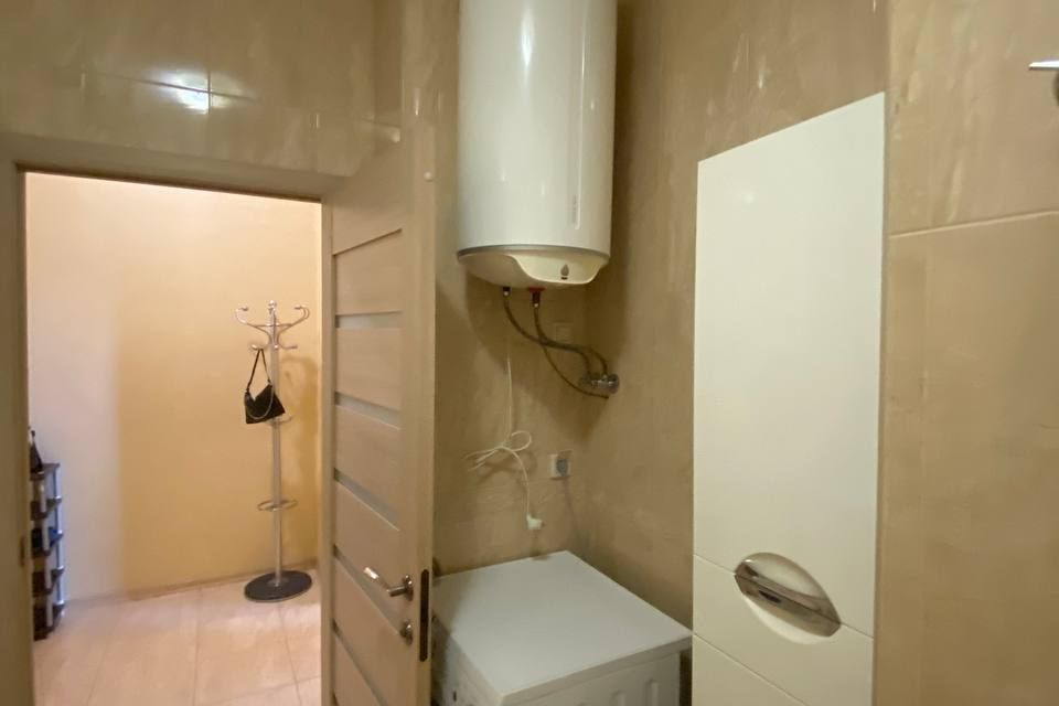 Сдаётся 1-комнатная квартира, 42 м²