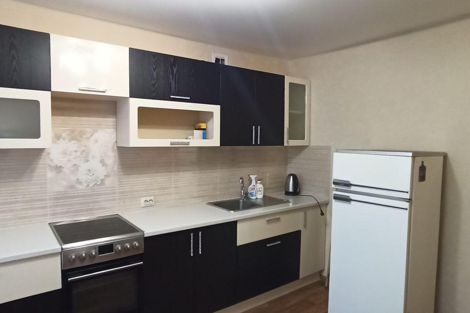 Сдаётся 1-комнатная квартира, 40 м²