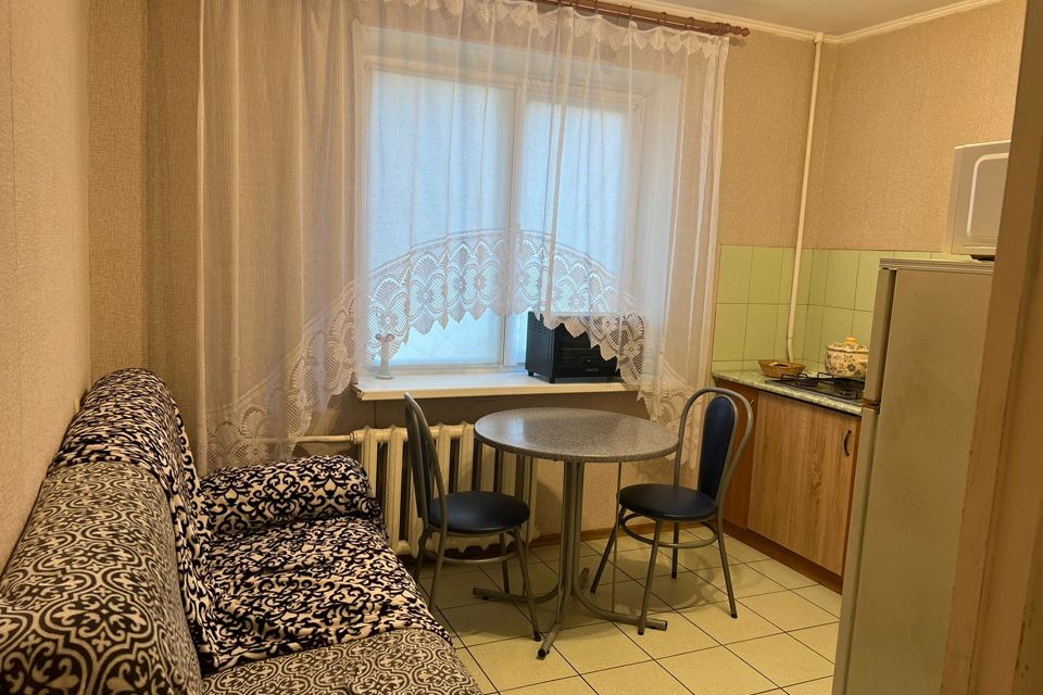 Сдаётся 1-комнатная квартира, 39 м²