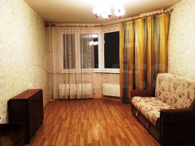 Сдаётся 1-комнатная квартира, 42 м²