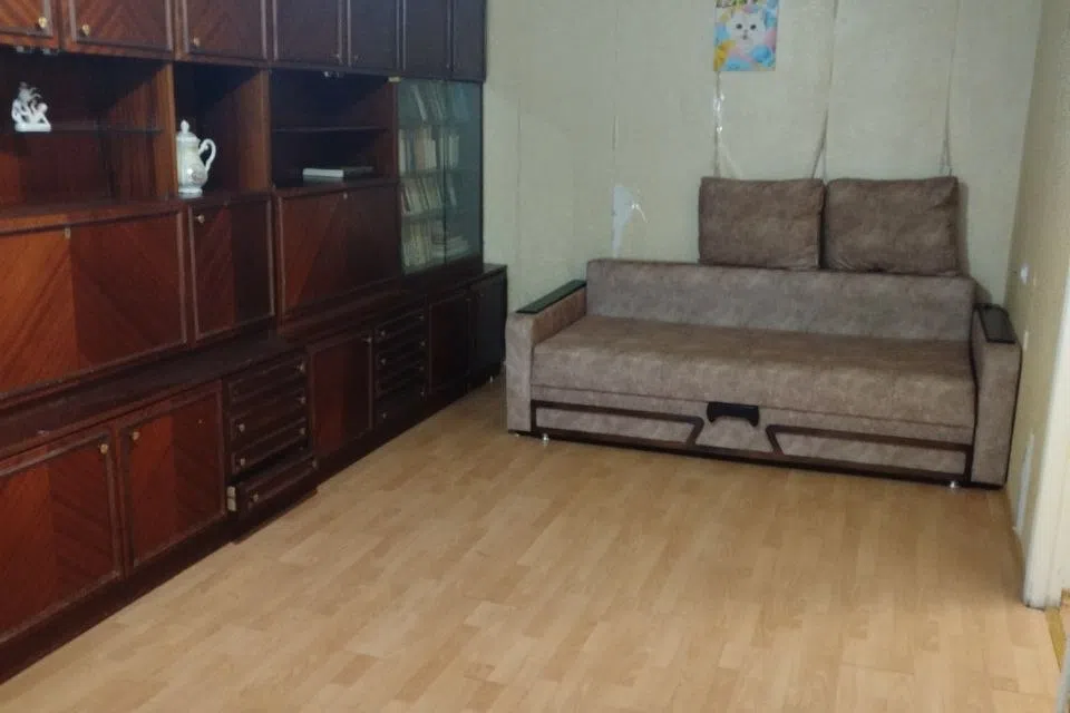 Сдаётся 3-комнатная квартира, 48 м²