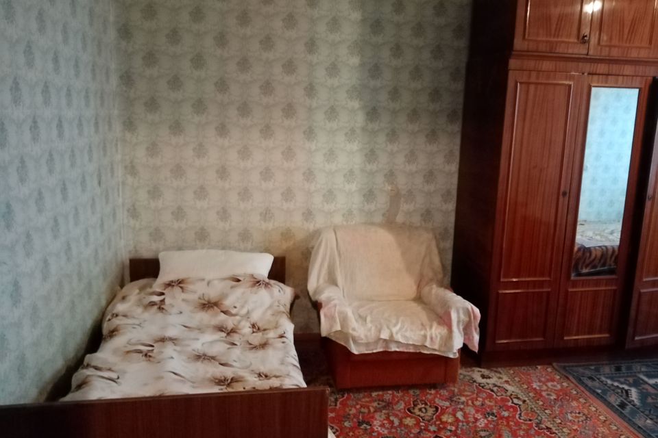 Сдаётся 1-комнатная квартира, 33 м²