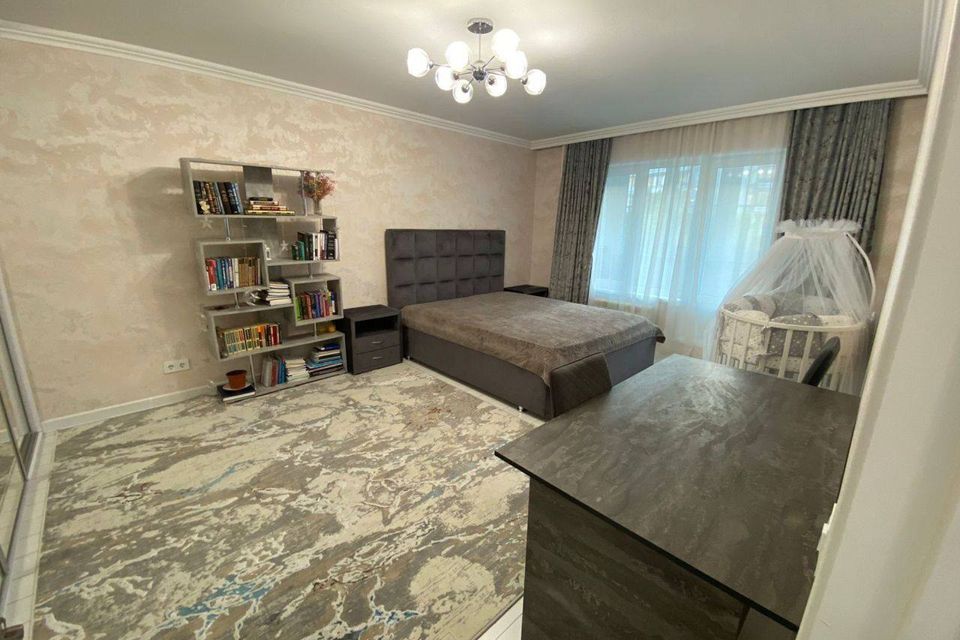 Сдаётся 1-комнатная квартира, 37 м²