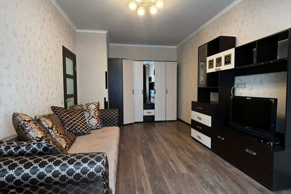 Сдаётся 1-комнатная квартира, 46 м²