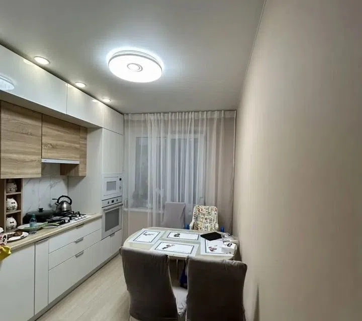 Сдаётся 2-комнатная квартира, 49 м²