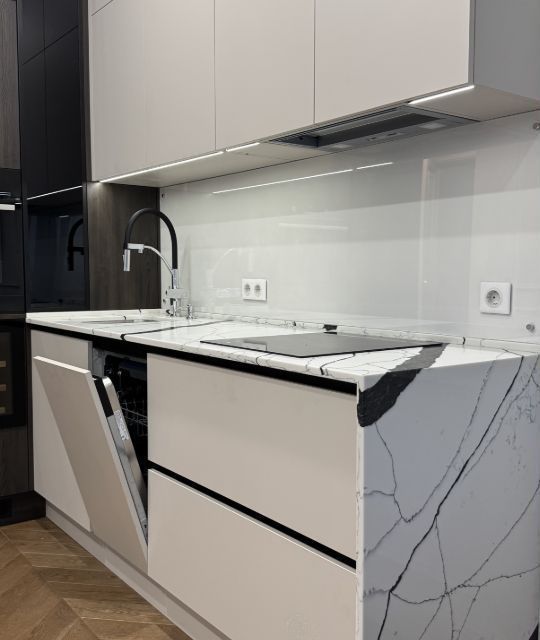 Сдаётся 1-комнатная квартира, 49 м²