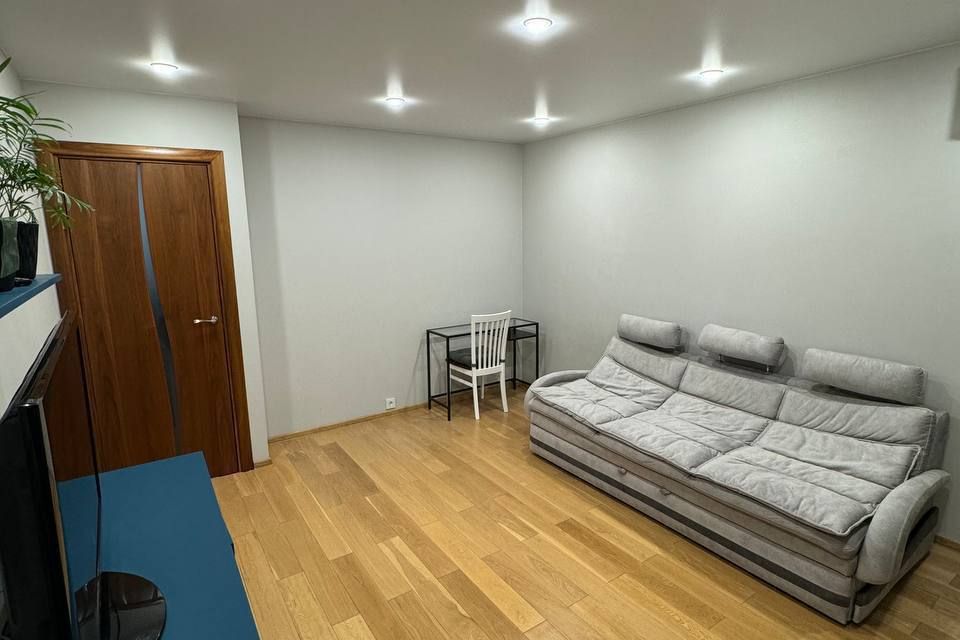 Сдаётся 1-комнатная квартира, 37 м²