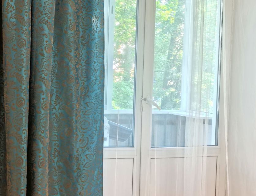 Сдаётся 2-комнатная квартира, 58 м²