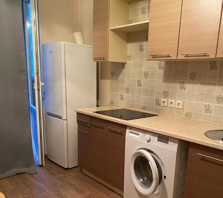 Сдаётся 1-комнатная квартира, 38 м²