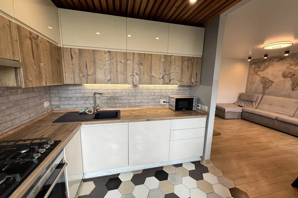 Сдаётся 3-комнатная квартира, 53.6 м²