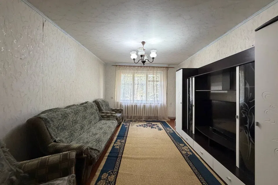 Сдаётся 2-комнатная квартира, 55 м²
