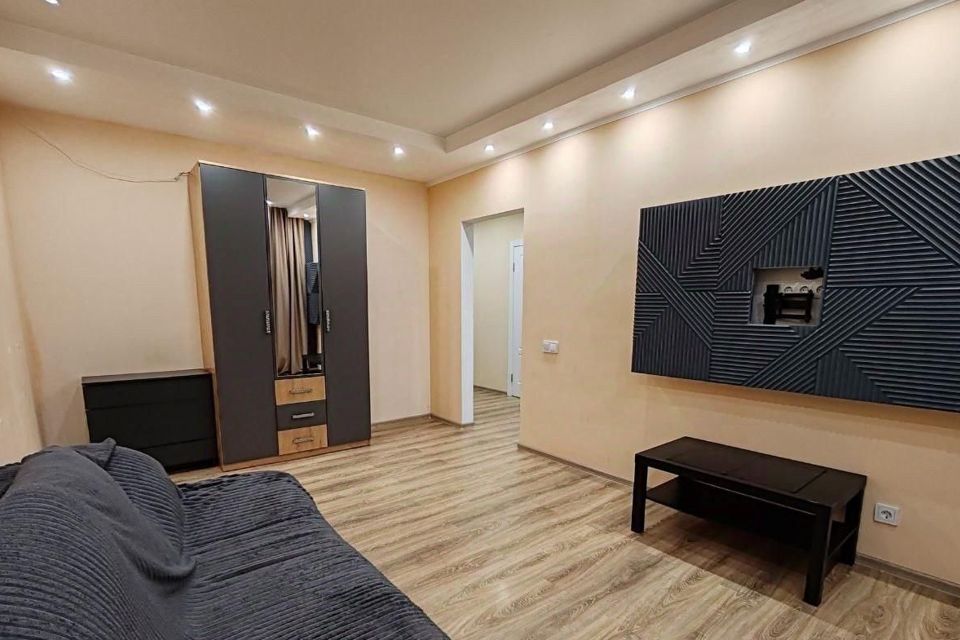 Сдаётся 1-комнатная квартира, 40 м²