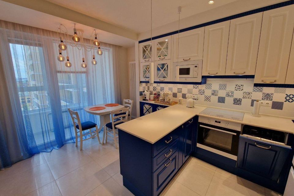 Сдаётся 1-комнатная квартира, 50 м²