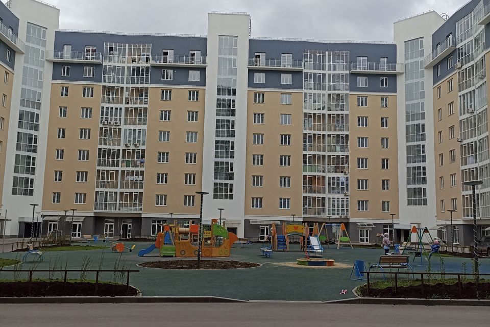 Сдаётся 2-комнатная квартира, 60 м²
