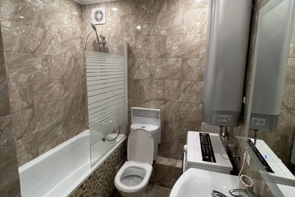 Сдаётся 1-комнатная квартира, 38 м²
