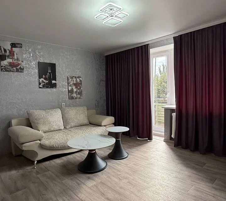 Сдаётся 2-комнатная квартира, 54 м²