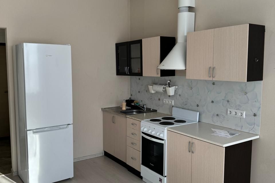 Сдаётся 1-комнатная квартира, 50 м²