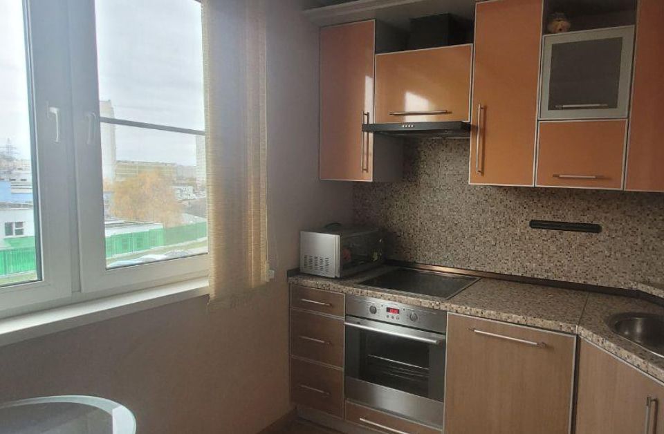 Сдаётся 1-комнатная квартира, 37 м²