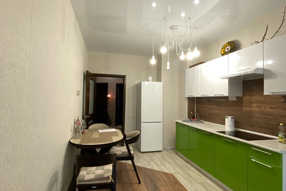 Сдаётся 1-комнатная квартира, 40 м²