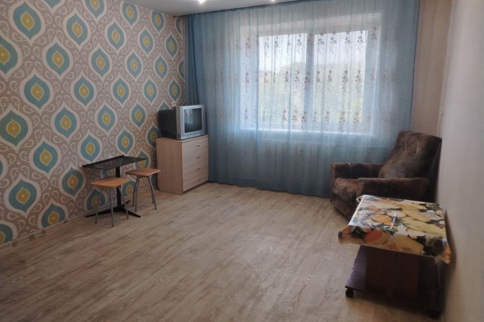 Сдаётся 1-комнатная квартира, 43 м²