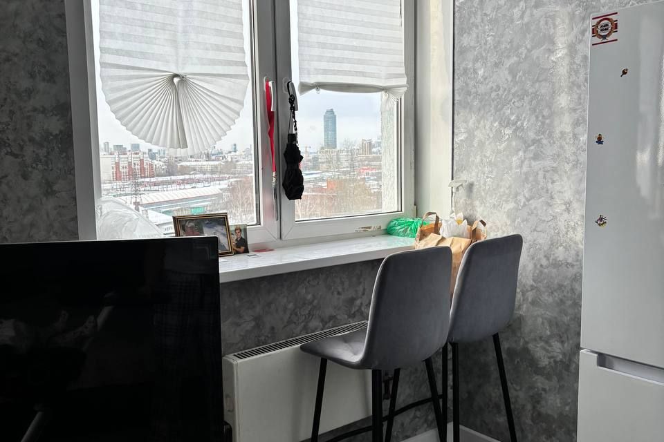 Сдаётся 2-комнатная квартира, 75 м²